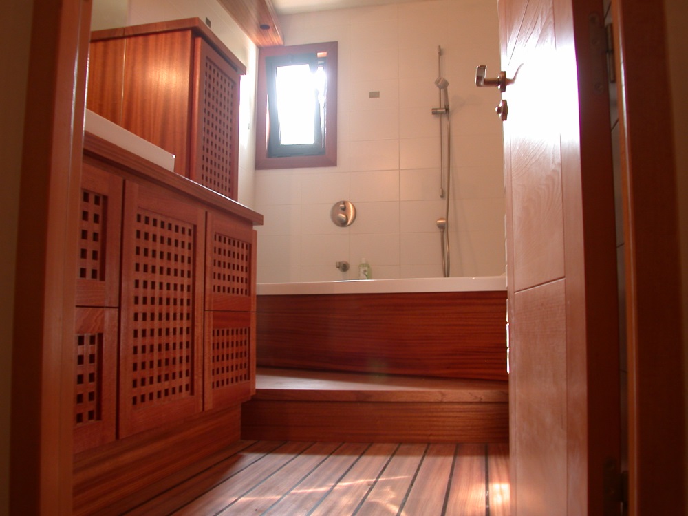 2 - realisation mobilier salle de bain Menuiserie Chomette