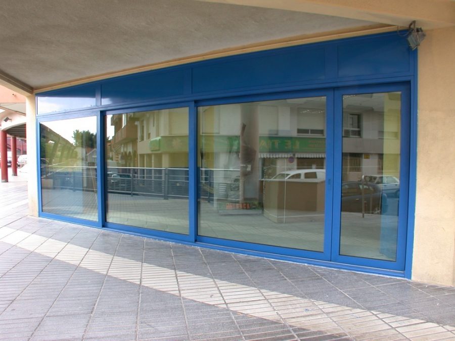 menuiseries alu bleues casino realisation Chomette